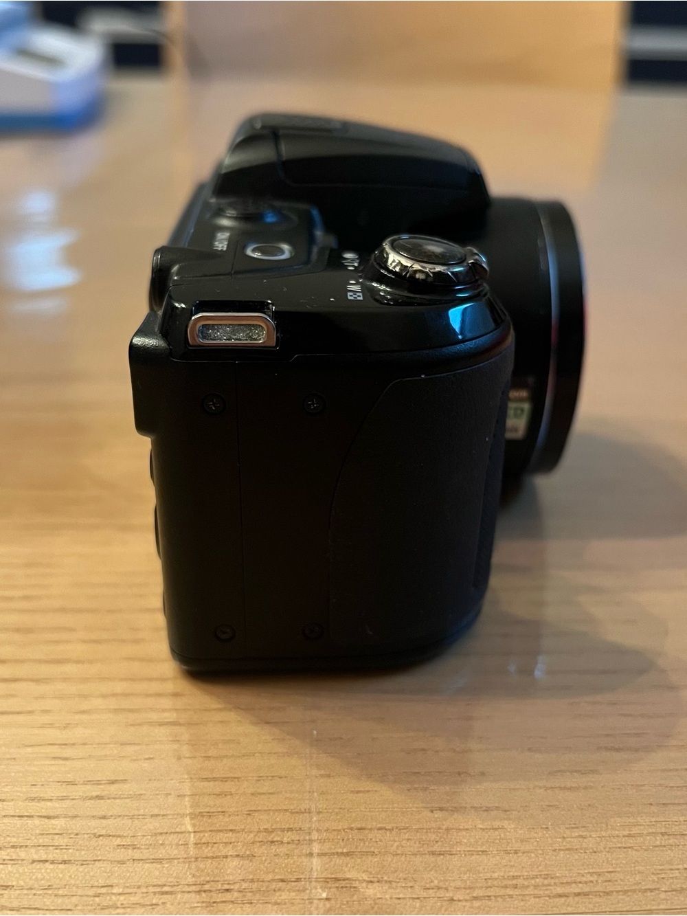 Nikon Coolpix L310 14.1MP Digital Camera with 21x Optical Zoom - BLACK - Picture 5 of 11
